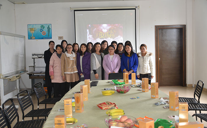 揚(yáng)鑫發(fā)精神，展巾幗風(fēng)采-鑫發(fā)婦女節(jié)茶話會(huì)